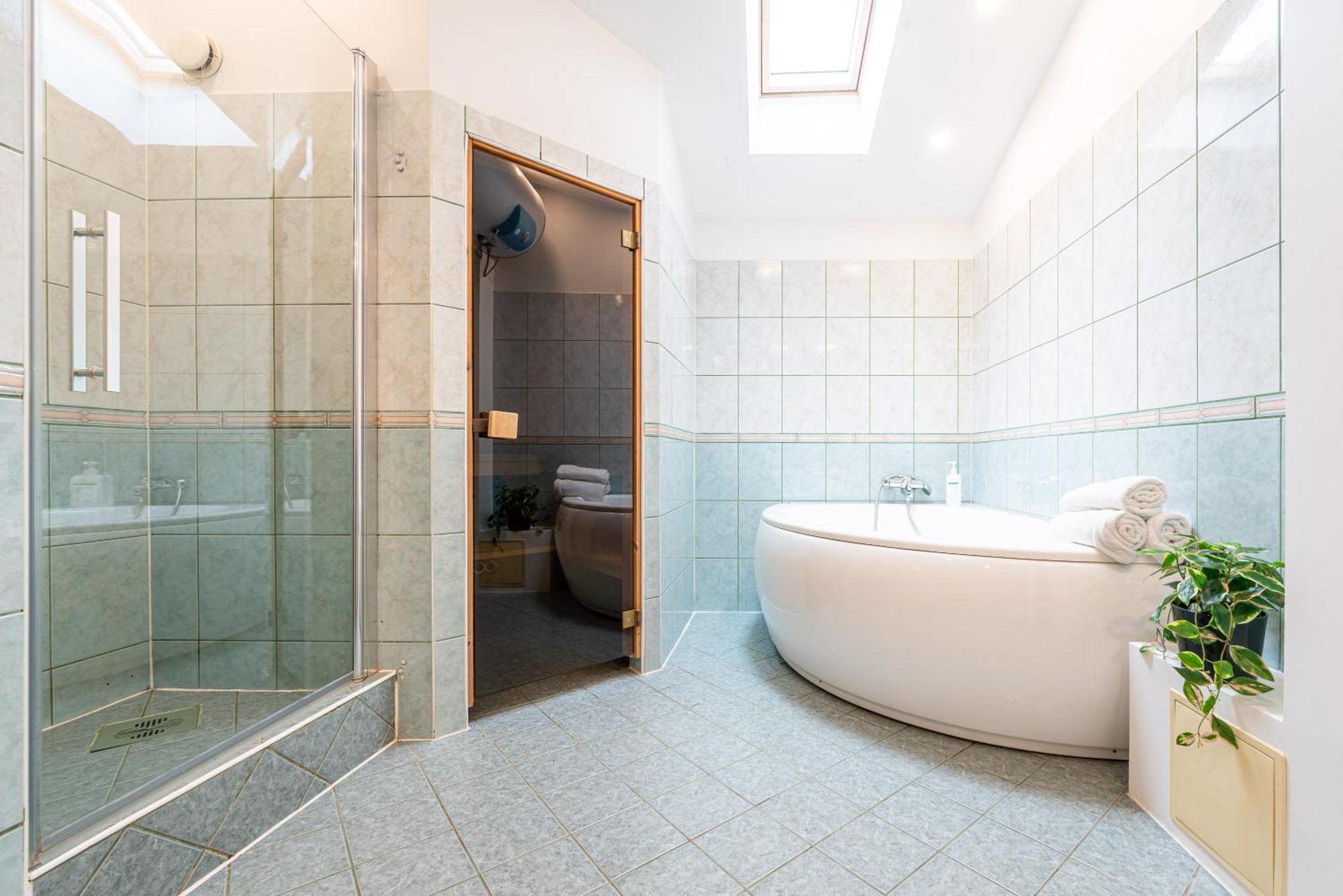 Old Town - Vana Turg Apartment ทาลลินน์ ภายนอก รูปภาพ